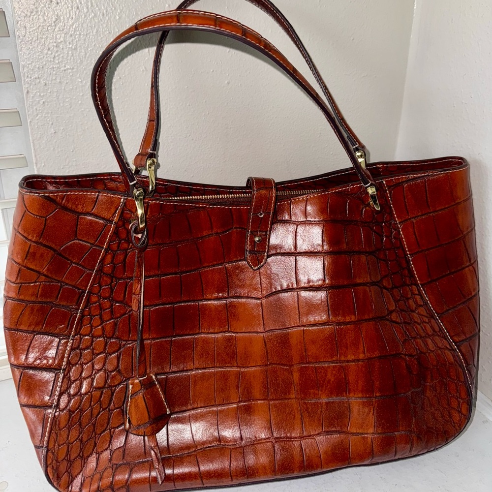 Elegant Brown Crocodile-Embossed Leather Tote